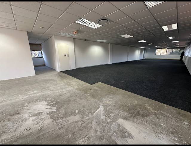302M² OFFICE TO LET IN WOODMEAD